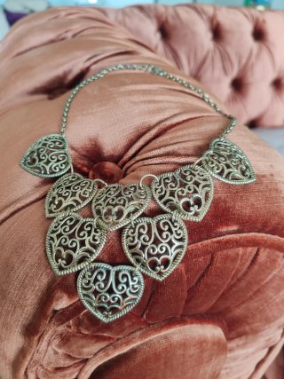 Collar Corazones Dorados