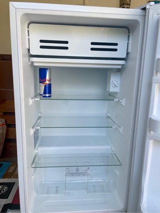 Nevera Artica 93L con congelador