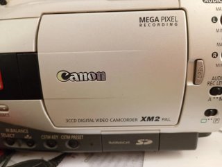 Cámara Mini DV Canon XM2