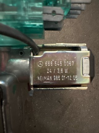 Cerradura Dirección Mercedes A650 462 02 30