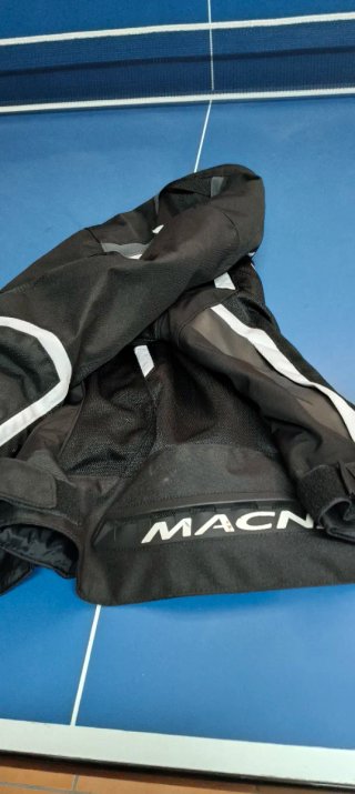 Chaqueta de moto MACNA