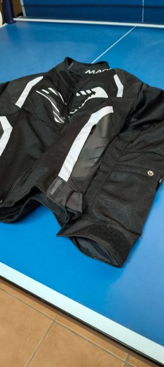 Chaqueta de moto MACNA