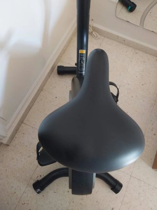 Bicicleta Estática Domyos Essential 04