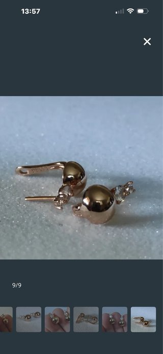 Orecchini sfera oro e punto luce