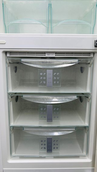 Nevera Liebherr Blanca