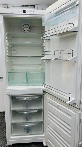 Nevera Liebherr Blanca