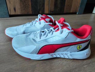 Zapatillas Puma Ferrari Talla 40.5