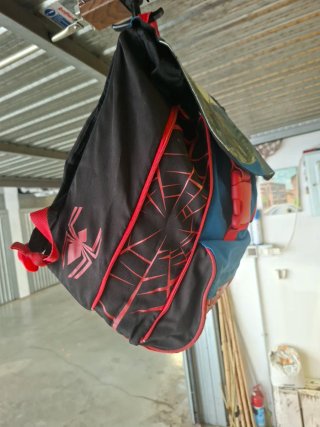Zaino Spider-Man nero e rosso