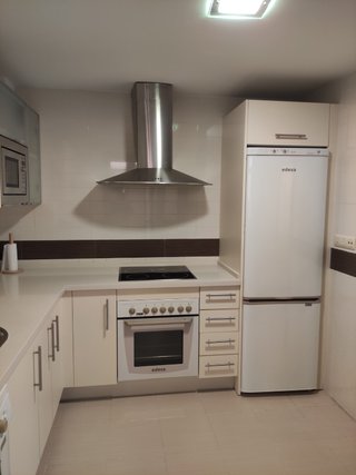Piso alquiler en playamar torremolinos