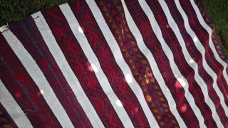 Alfombra Kilim Rayas Rojas y Blancas