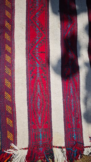 Alfombra Kilim Rayas Rojas y Blancas