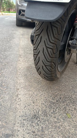 Piaggio MP3 Gris