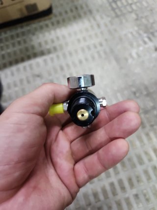 Regulador de presión para tanque