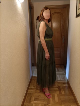 Vestido de fiesta verde oliva