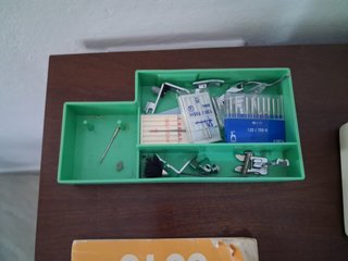 Máquina de coser Alfa MUY POCO USO