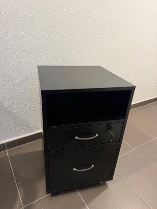 Cajonera de oficina negra con ruedas