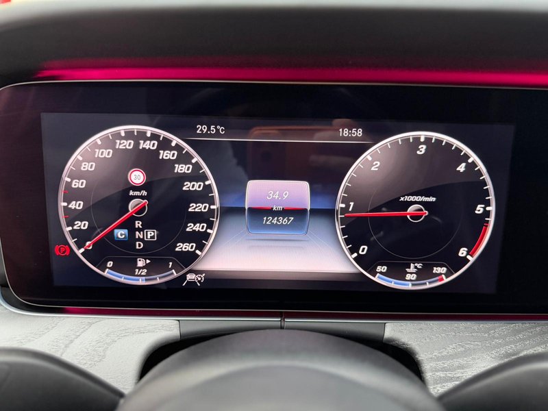 Mercedes-Benz CLS 2018, foto 13