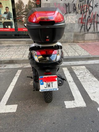 Peugeot Citystar 125cc Maxi Scooter Negra