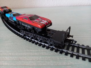 Vagón góndola con 3 coches
