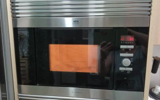 Microondas AEG Electrolux