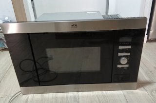 Microondas AEG Electrolux