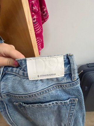 Pantalón vaquero Stradivarius D96