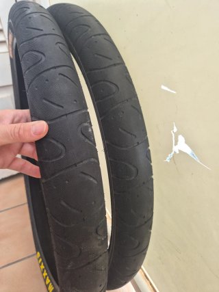 Neumáticos Maxxis 26x2.5 ORIGINALES!!!!!