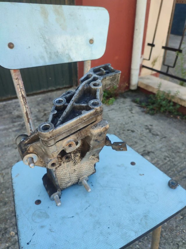 Soporte motor Saxo 16v