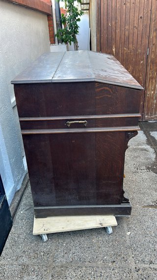 Órgano antiguo de madera de Cayetano Estadella.