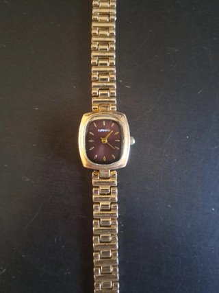 Reloj LIANDU Dorado y Burdeos