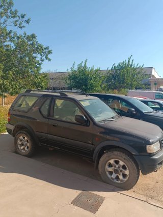 Opel frontera  para piezas precio no negociable