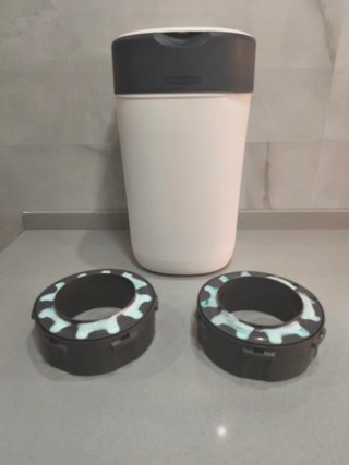 Contenedor Pañales Tommee Tippee Twist & Click + 2