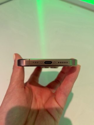iPhone 16 Pro 256GB Rosa Claro, impecable