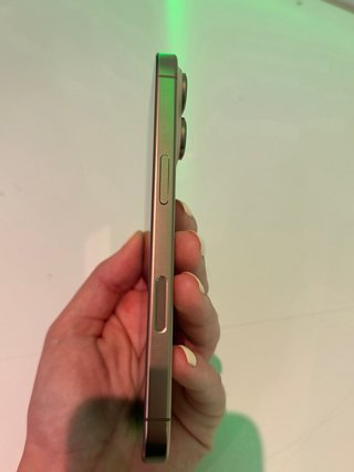 iPhone 16 Pro 256GB Rosa Claro, impecable