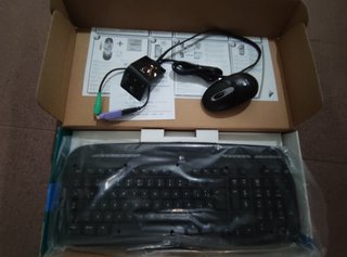 Logitech Cordless EX110 Teclado y Ratón
