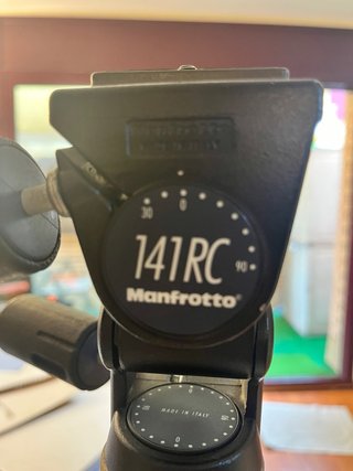 Trípode Manfrotto + Rótula 141RC + Funda | Profesi