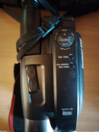 Videocámara JVC Compact VHS + Bolsa