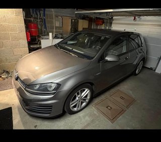 VOLKSWAGEN GOLF GTD