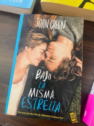 Bajo la misma estrella