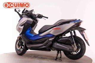 HONDA FORZA 125