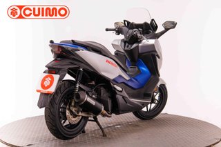 HONDA FORZA 125