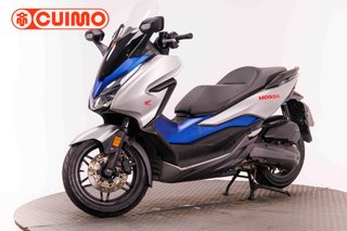 HONDA FORZA 125