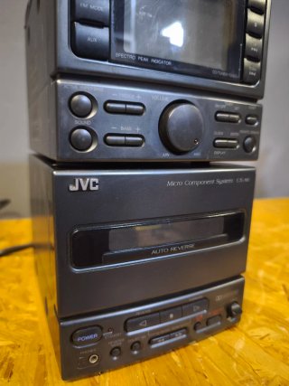 Equipo de música JVC UX-A6 pesado y funcional