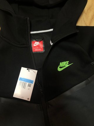 Conjunto Nike Tech Sudadera y Pantalón