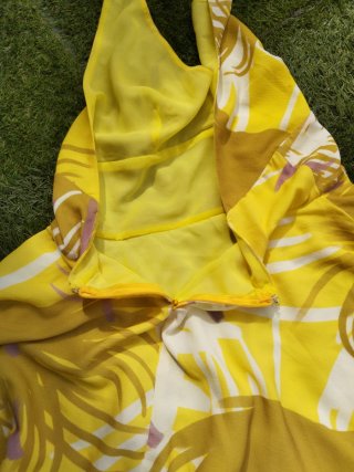 Vestito stile Marilyn Monroe giallo