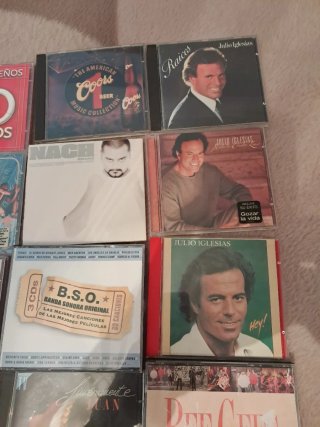 Lote 15 CDs Música Variada, Hay 7 doble.