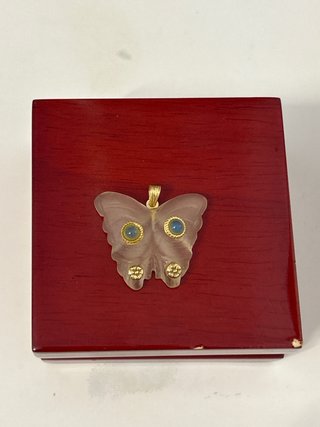 Colgante Mariposa Cristal y Oro