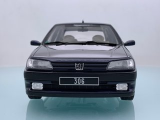1:18 Peugeot 306 Eden Park año 1995 Azul OT385