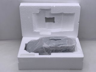 1:18 Peugeot 306 Eden Park año 1995 Azul OT385