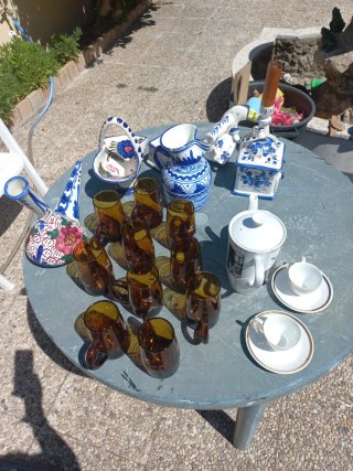 Lote de vajilla y tazas